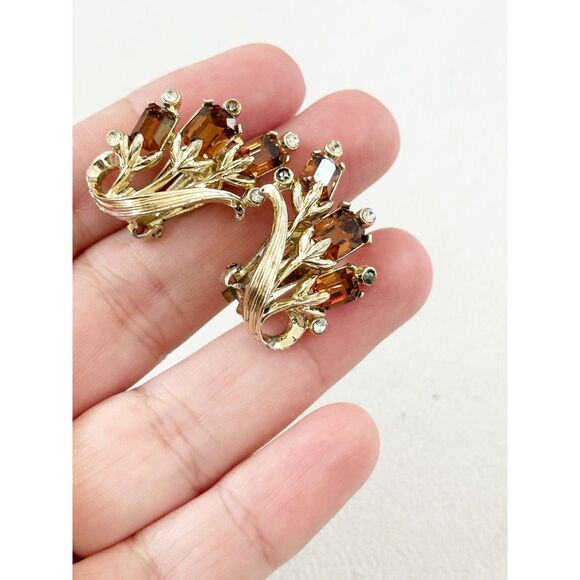 Kramer Topaz Rhinestone and Gold Tone Floral Earrings - Picture 3 of 4